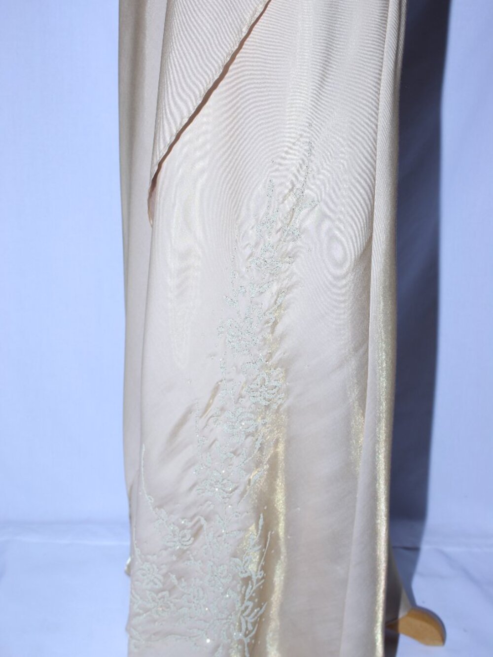 Juliet #1937 Floor Length Formal Evening Gown-Size 2X-GOLD-NWT - Picture 6 of 6